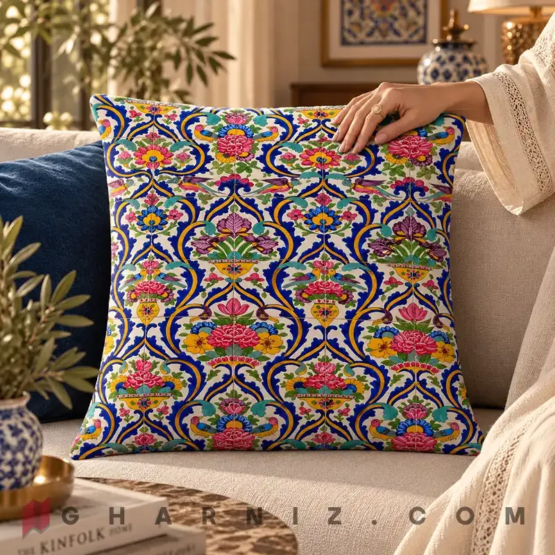 کاور کوسن مخمل طرح کاشی هفت‌ رنگ گل‌ دار کد gh-c725 — تصویر 2