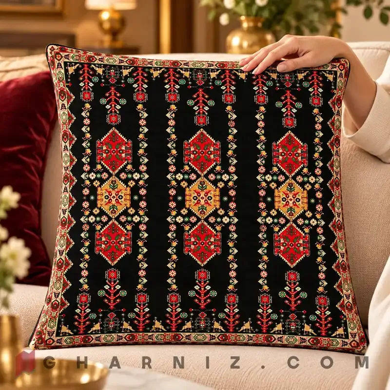 کاور کوسن مخمل طرح گلیم عشایری سه‌ ستونه کد gh-c815 — تصویر 12