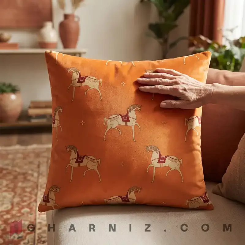 کاور کوسن مخمل طرح اسب زین‌ دار کد gh-c773 — تصویر 8