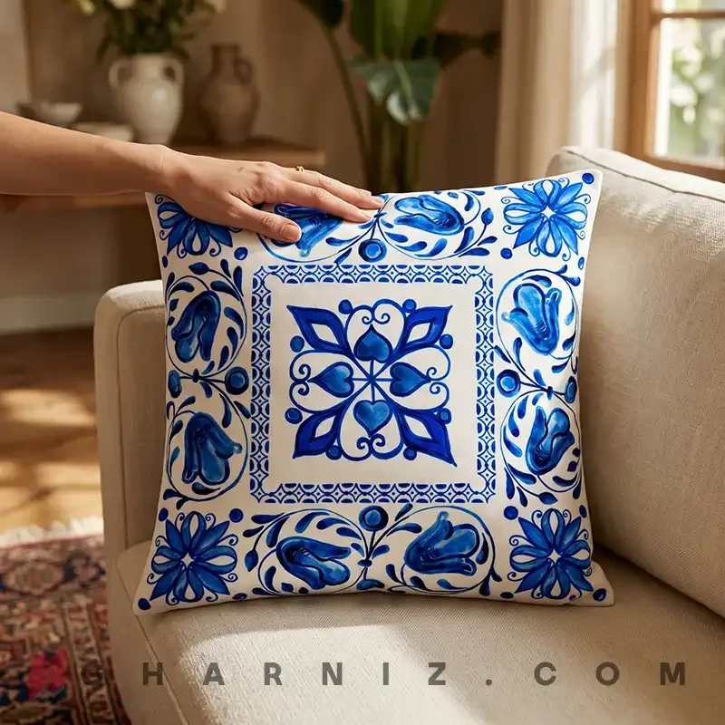 کاور کوسن مخمل طرح کاشی آبرنگی لاله آبی کد gh-c746 — تصویر 2