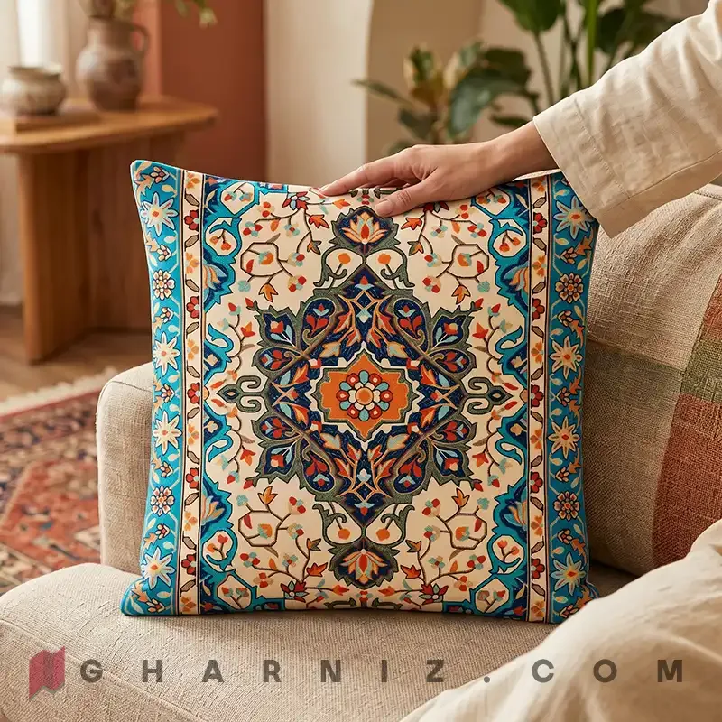 کاور کوسن مخمل طرح فرش ترنج گلدوزی کد gh-c749 — تصویر 8